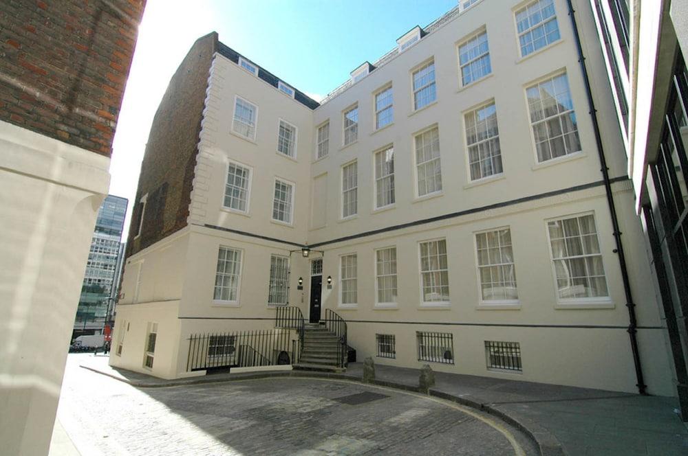 Master Cannon Apartment