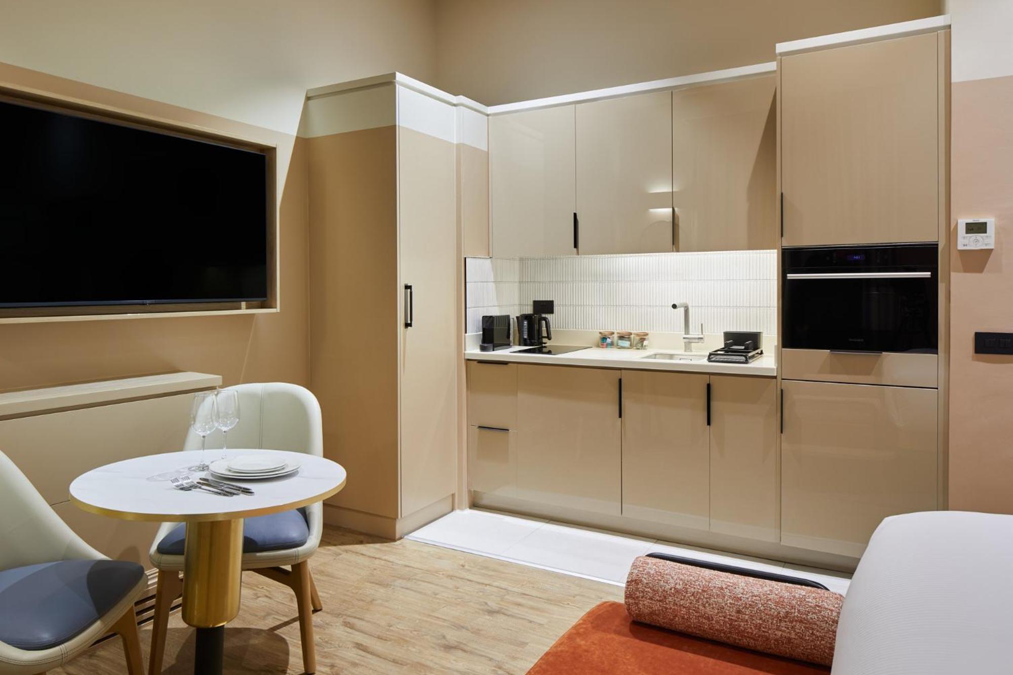 Apartment Master Cannon London